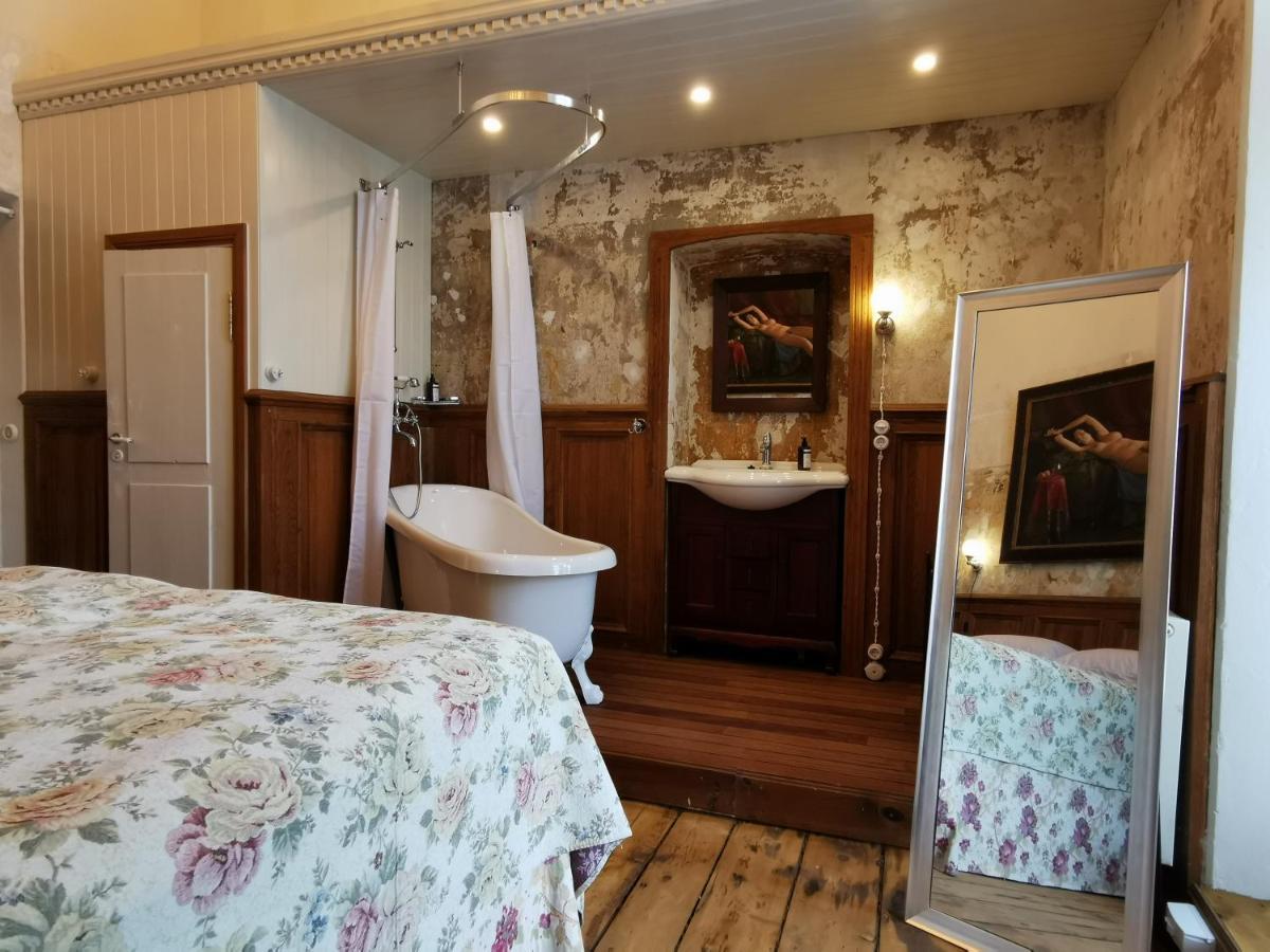 Laitse Castle Hotel Екстериор снимка