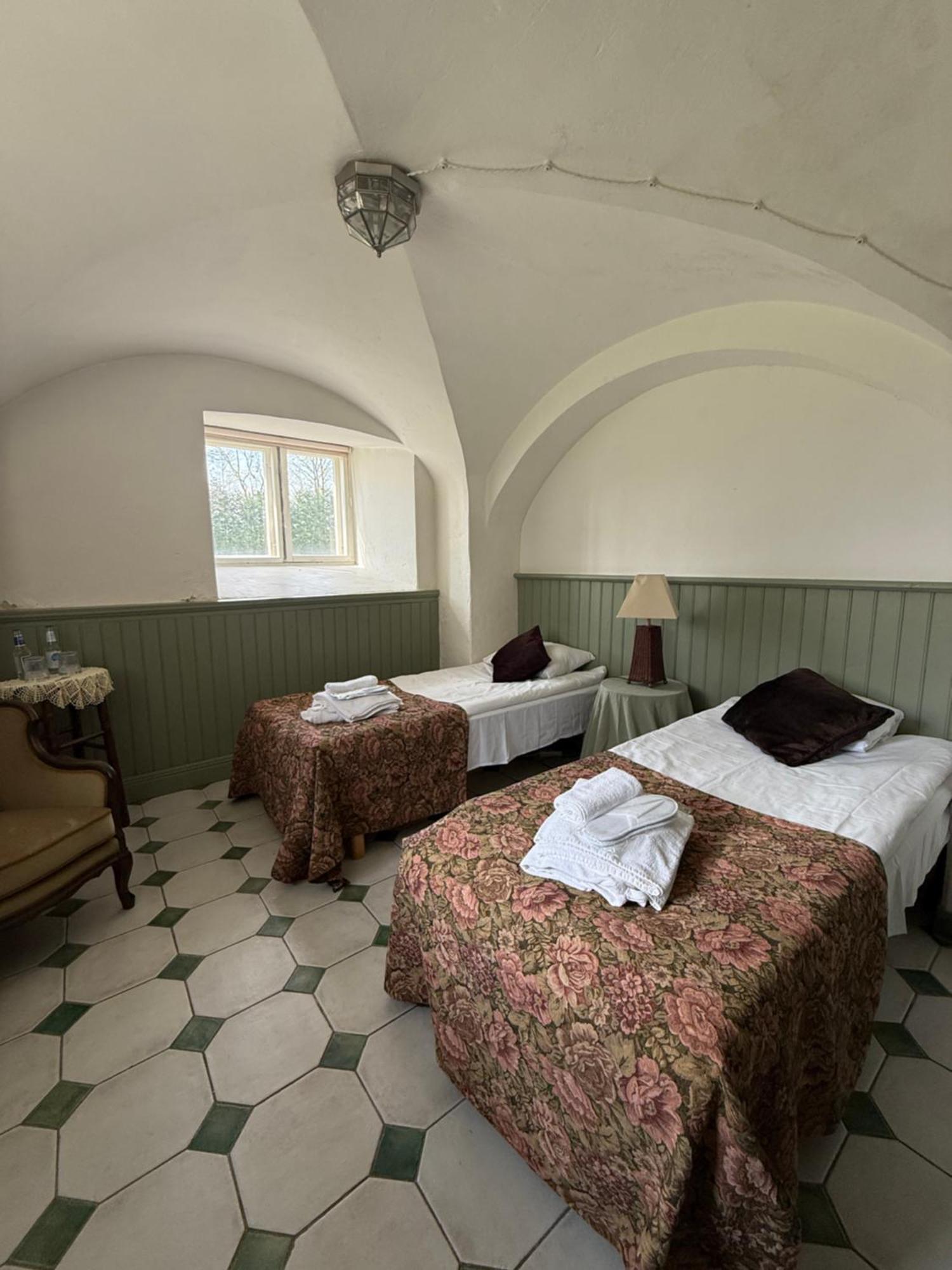 Laitse Castle Hotel Екстериор снимка